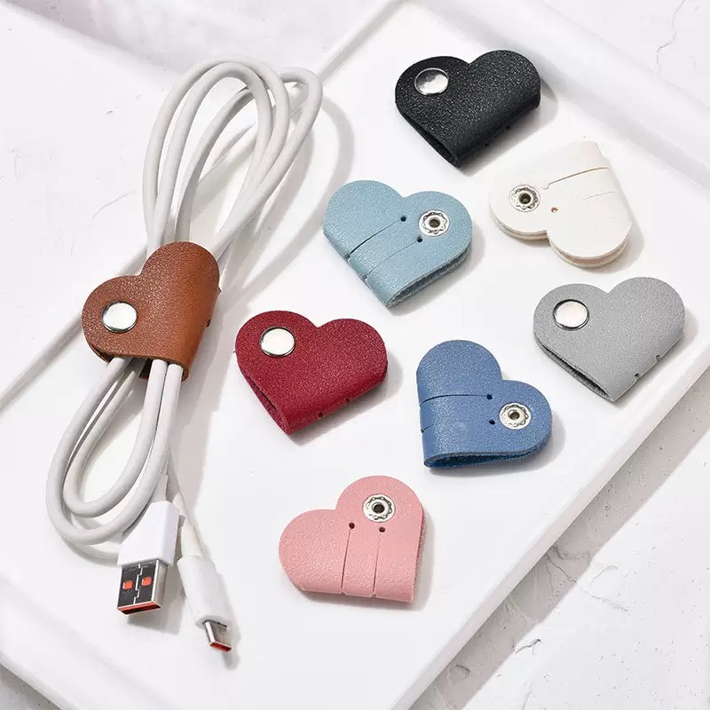 Mini Heart Shape Cable Organiz - Tippet Line recensione e prezzo