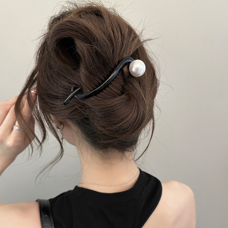 1pc Simple coffee colored pear - Tippet Line recensione e prezzo