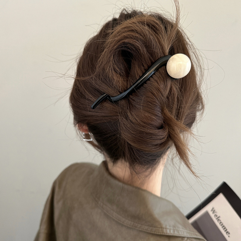 1pc Simple coffee colored pear - Tippet Line recensione e prezzo